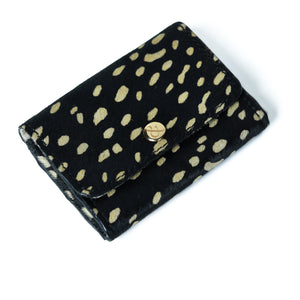 
                  
                    Load image into Gallery viewer, AMELIE  Popper Card Holder Purse with Zip - Black &amp;amp; White Print
                  
                