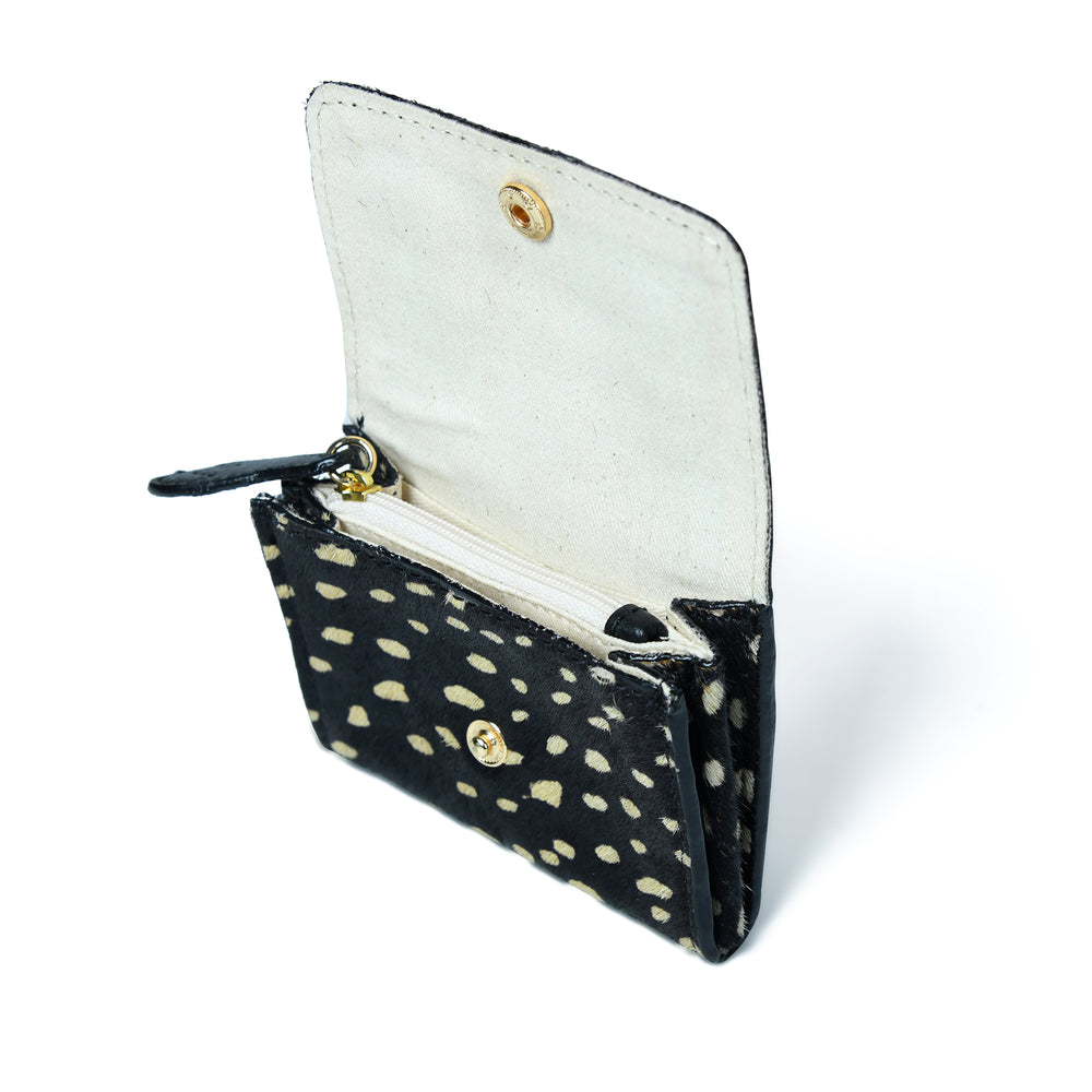 
                  
                    Load image into Gallery viewer, AMELIE  Popper Card Holder Purse with Zip - Black &amp;amp; White Print
                  
                