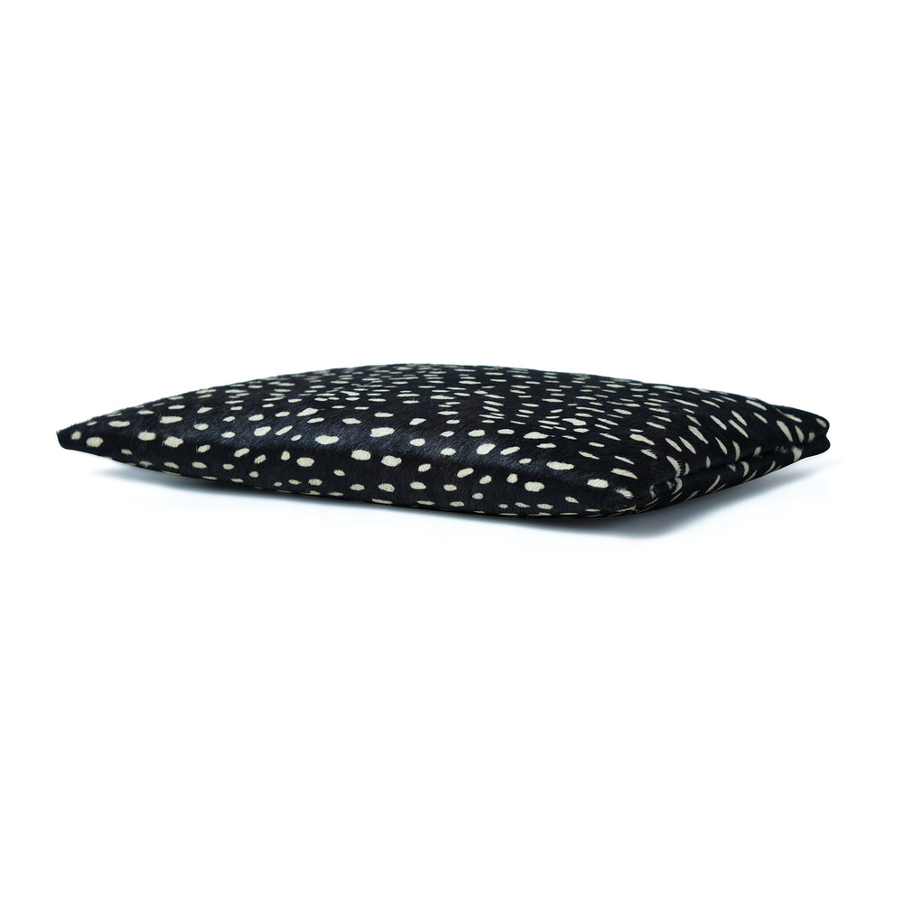 
                  
                    Load image into Gallery viewer, LARA Pouch / Clutch in Black &amp;amp; White
                  
                
