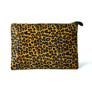 
                  
                    Load image into Gallery viewer, LARA Pouch / Clutch in Leopard
                  
                
